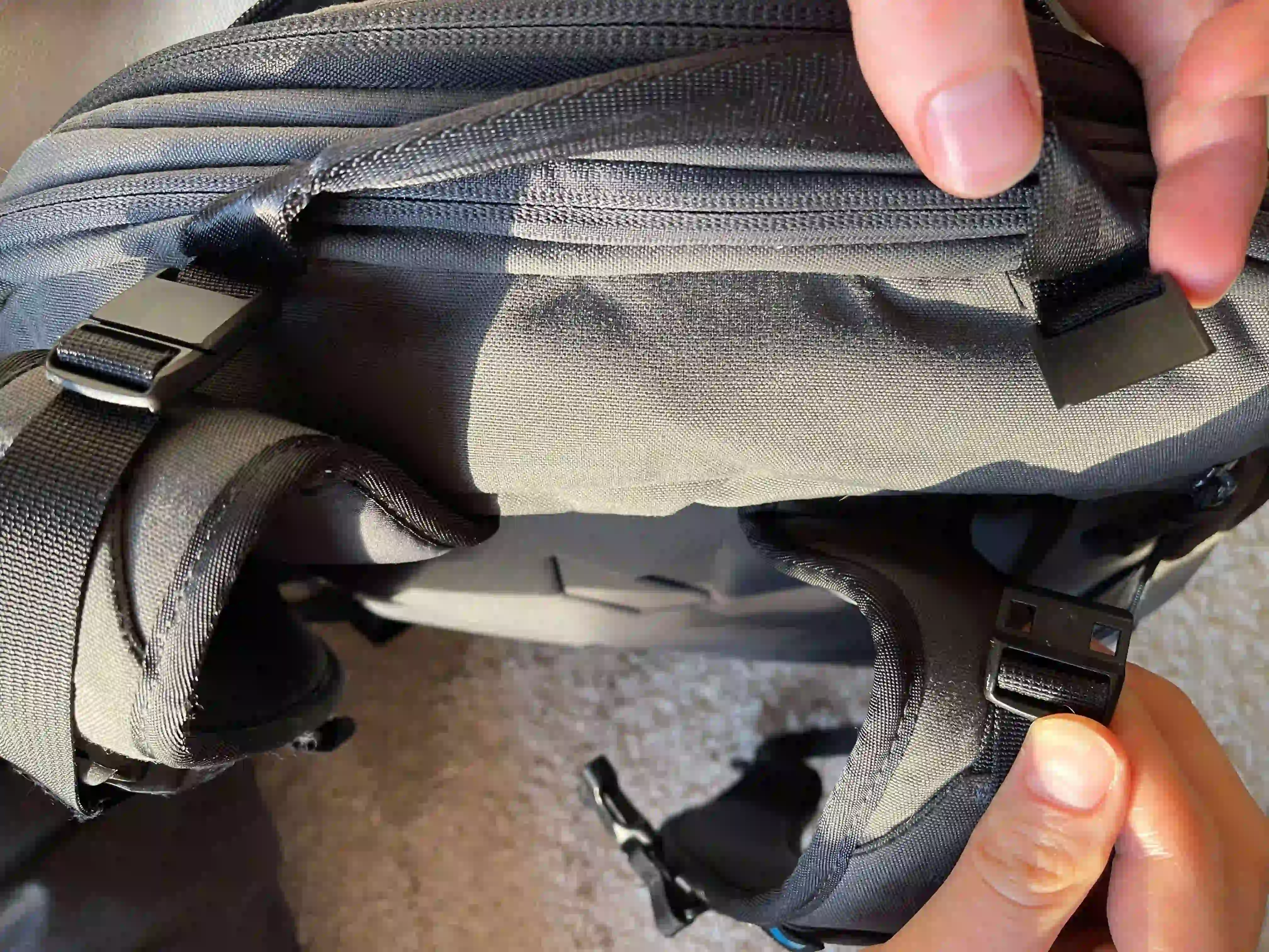 minaal carry-on 2.0 load lifters